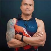 Soy una persona amable, paciente y comunicativa, con experiencia con distintos tipos de población como mujeres, hombres y tercera edad